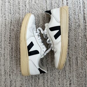 Veja White & Black Sneakers